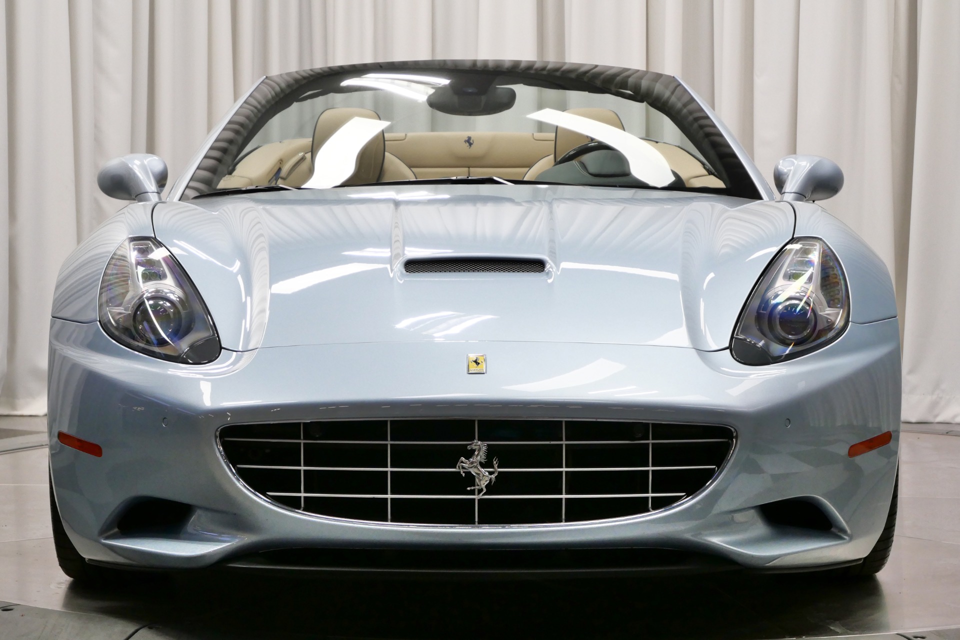 Used 2013 Ferrari California in Grigio Alloy For Sale (Sold