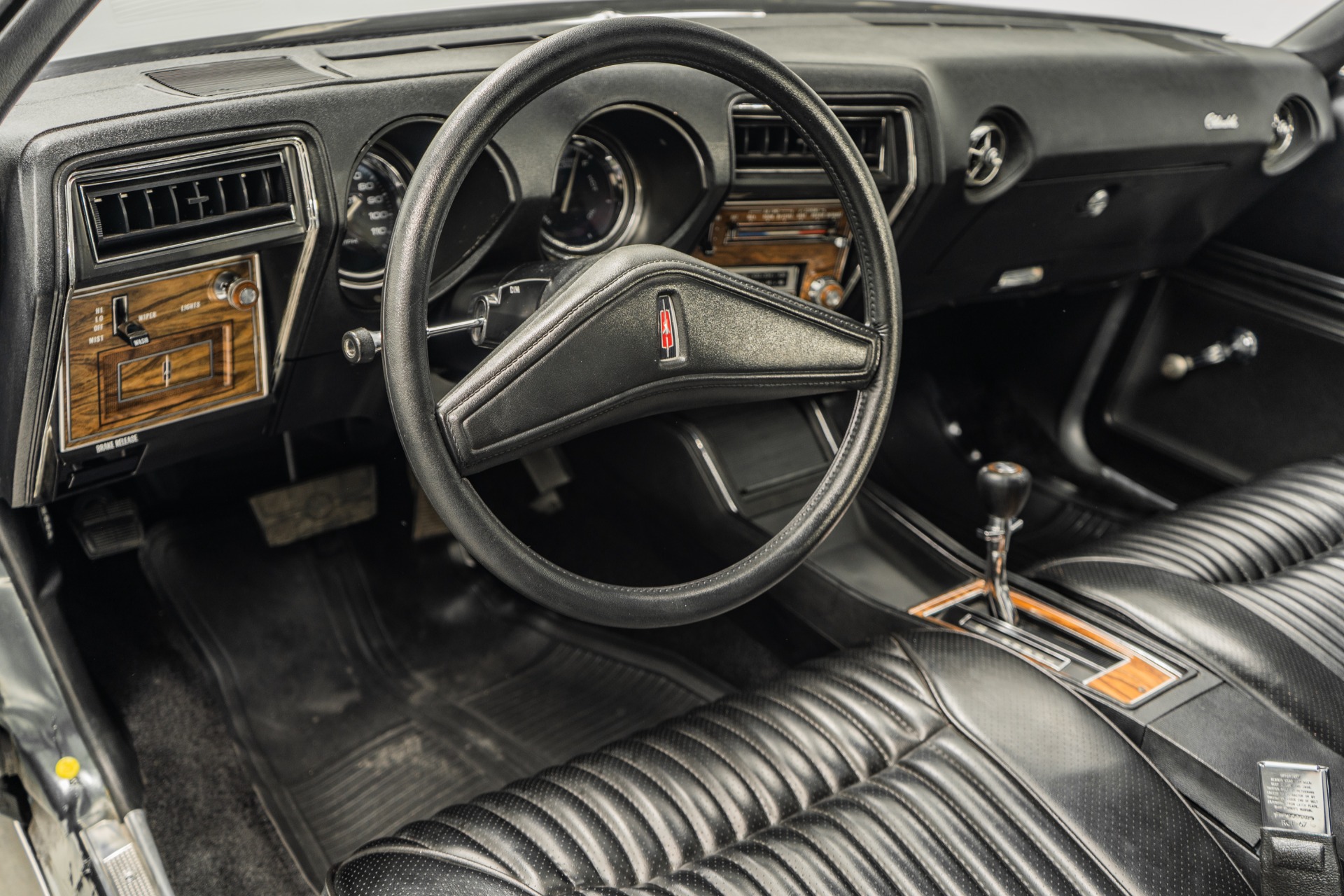 1975 cutlass discount salon for sale