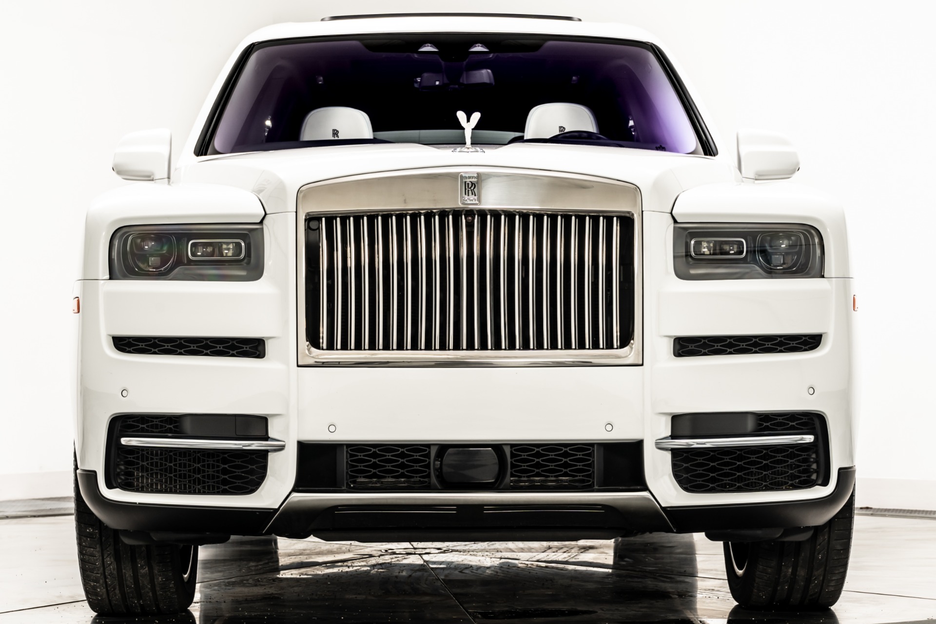Used 2019 Rolls-Royce Cullinan in Arctic White For Sale