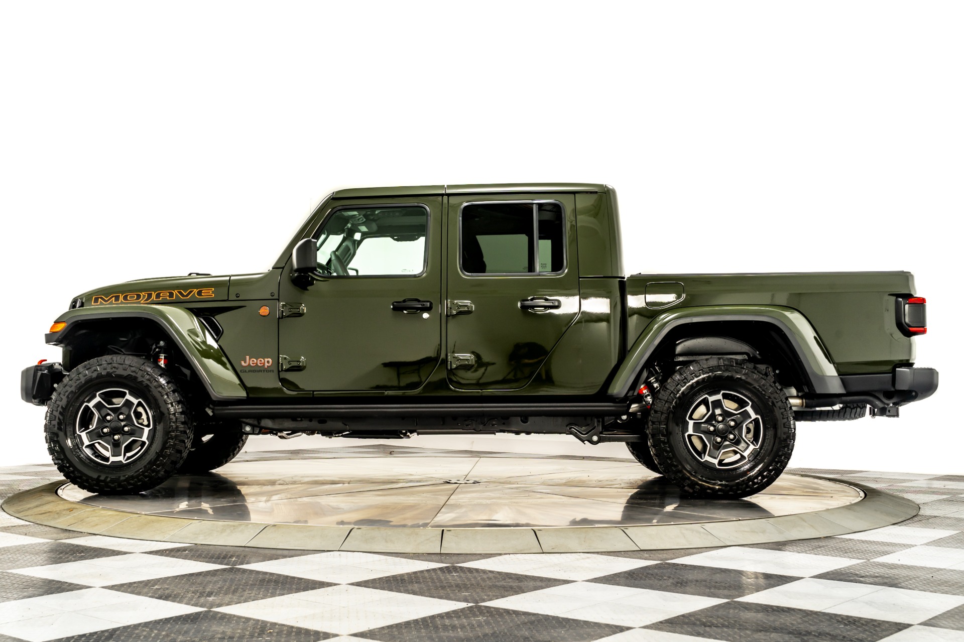 Full Hood Kit | JEEP GLADIATOR MOJAVE 2022 Full Hood Kit | JEEP GLADIATOR MOJAVE 2022