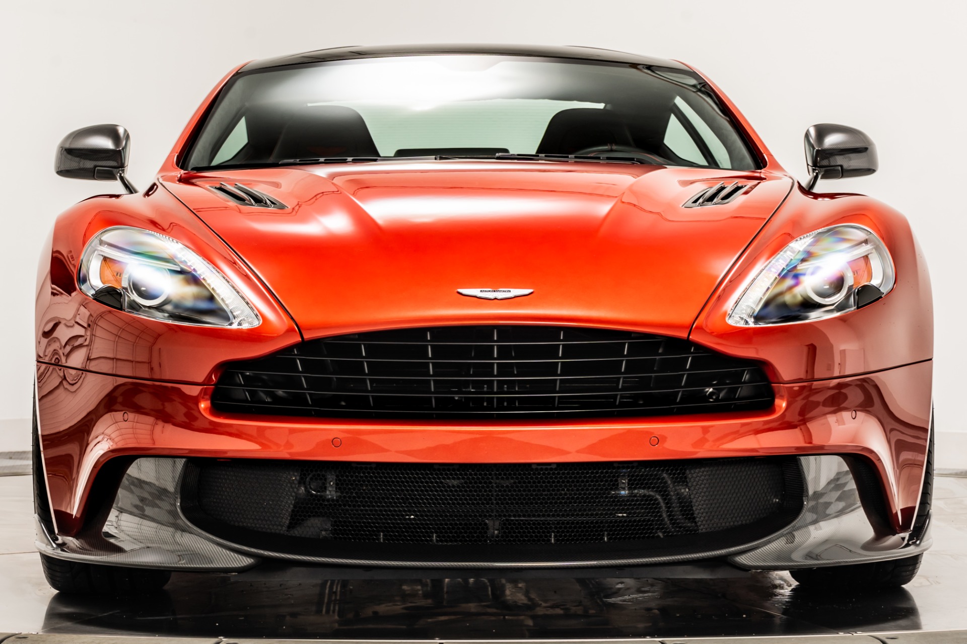 Piranha Aston Martin Vanquish S 2004 F Suber 1/43 amr le phoenix smts ferrari | #309918459