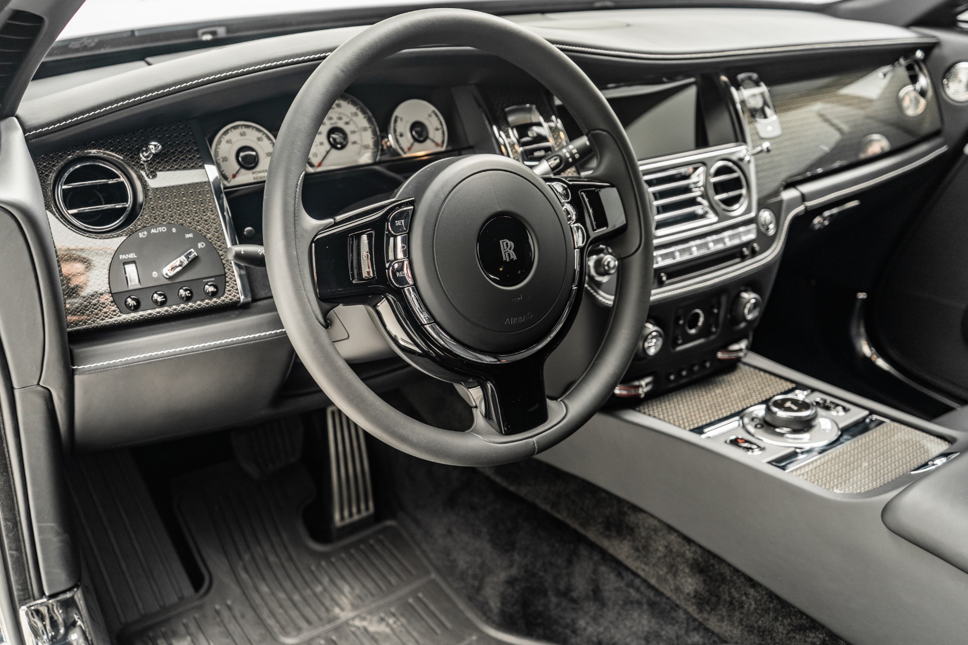 Prices and Specifications for Rolls Royce Wraith STD 2021 in Saudi Arabia   Autopediame