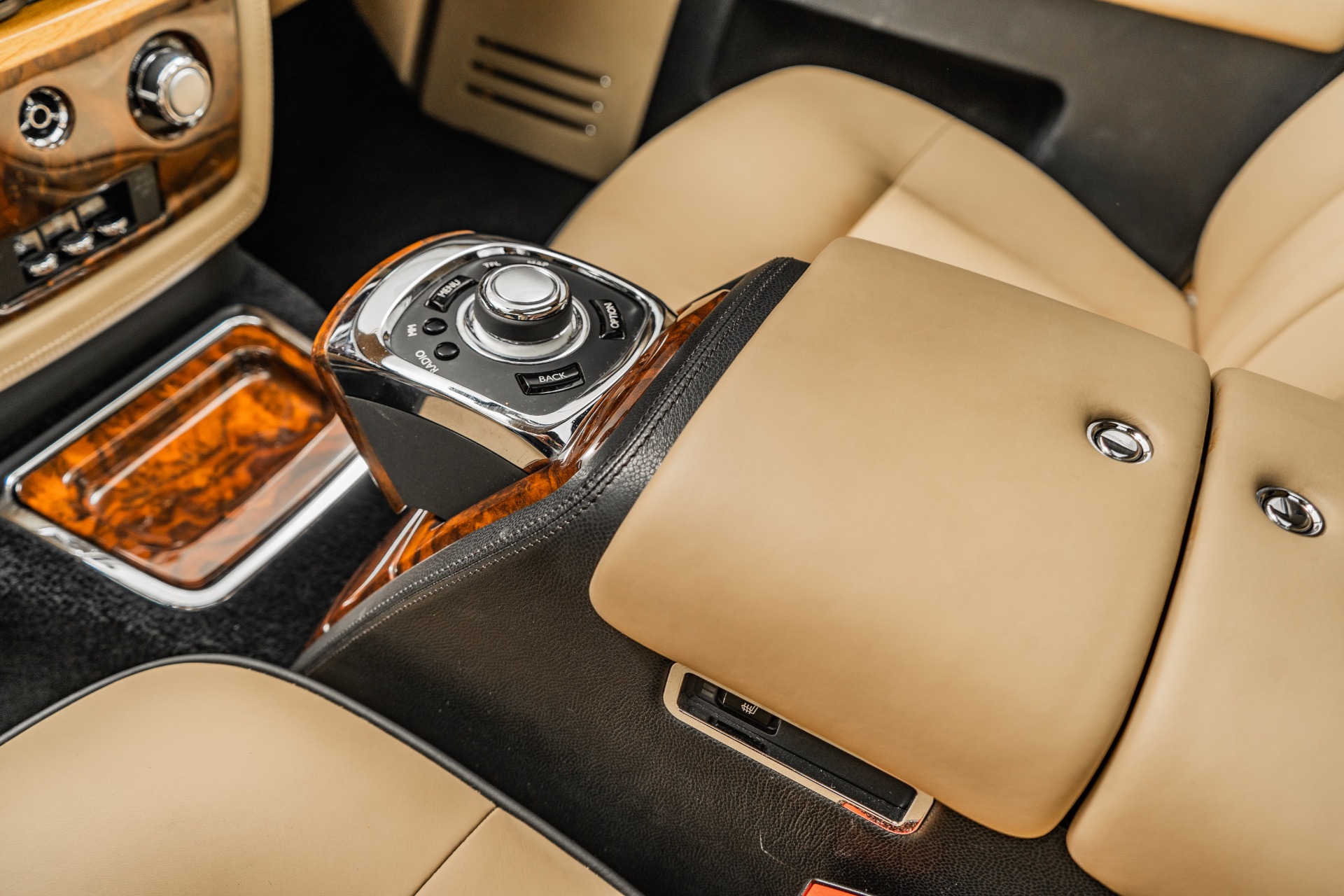 2004 Rolls Royce Phantom  PCARMARKET