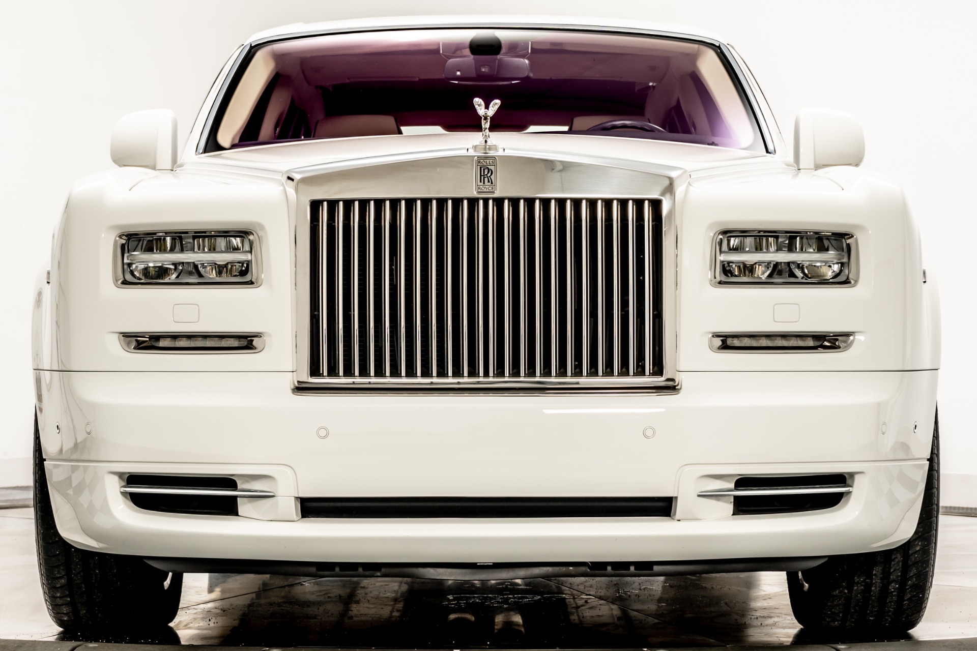 Used 2013 Rolls-Royce Phantom in English White For Sale