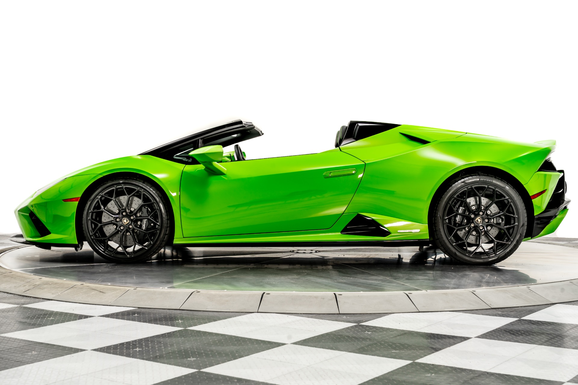 Used 2021 Lamborghini Huracan EVO RWD Spyder in Verde Mantis For
