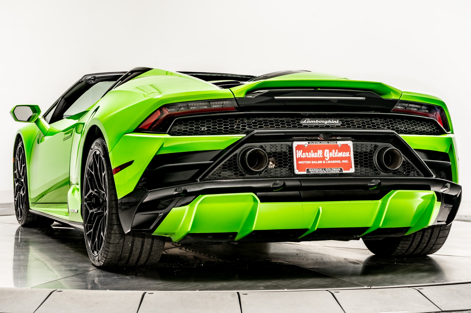 Used 2021 Lamborghini Huracan EVO RWD Spyder in Verde Mantis For