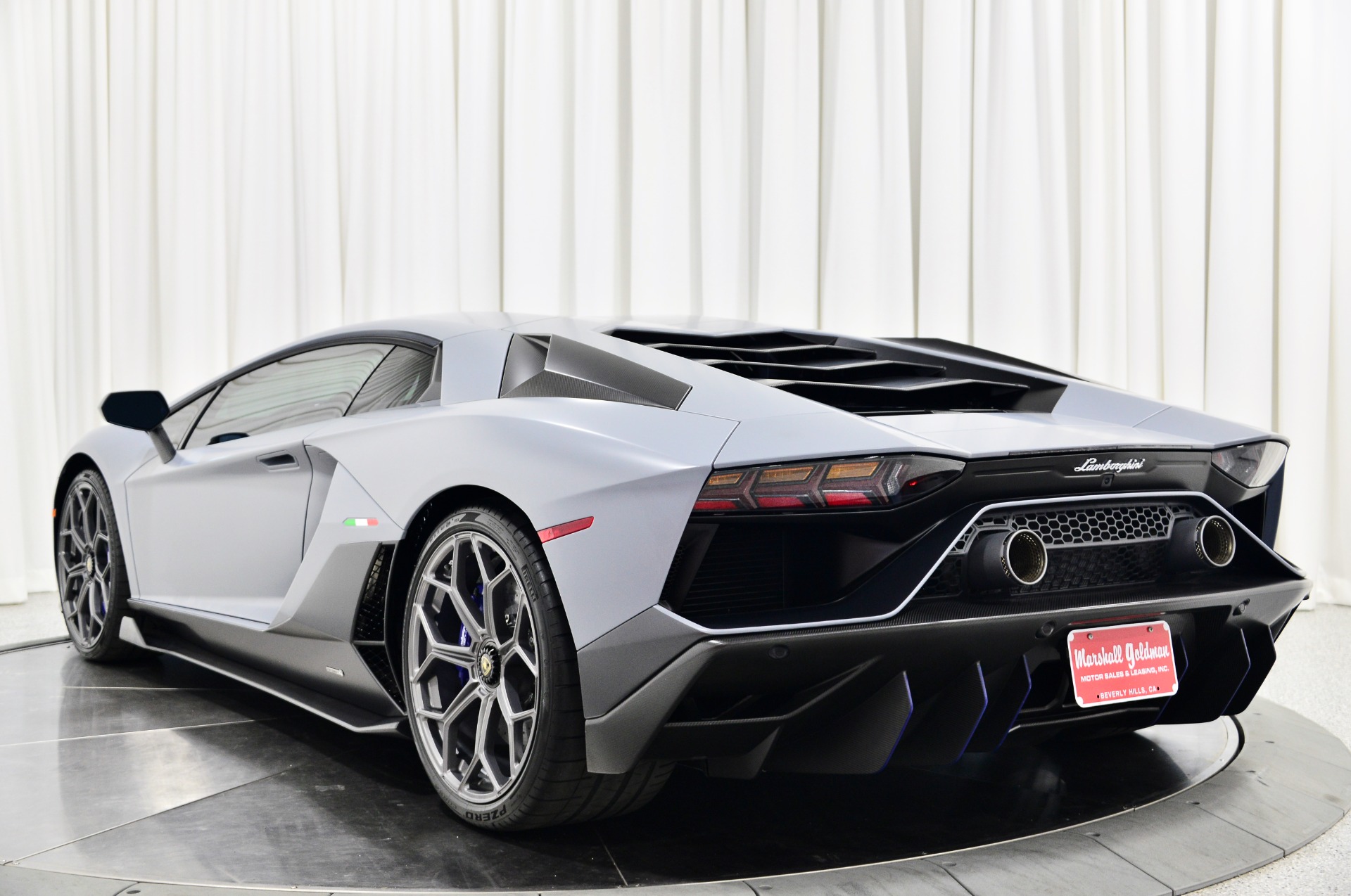 Used 2022 Lamborghini Aventador LP 780-4 Ultimae in Grigio Acheso