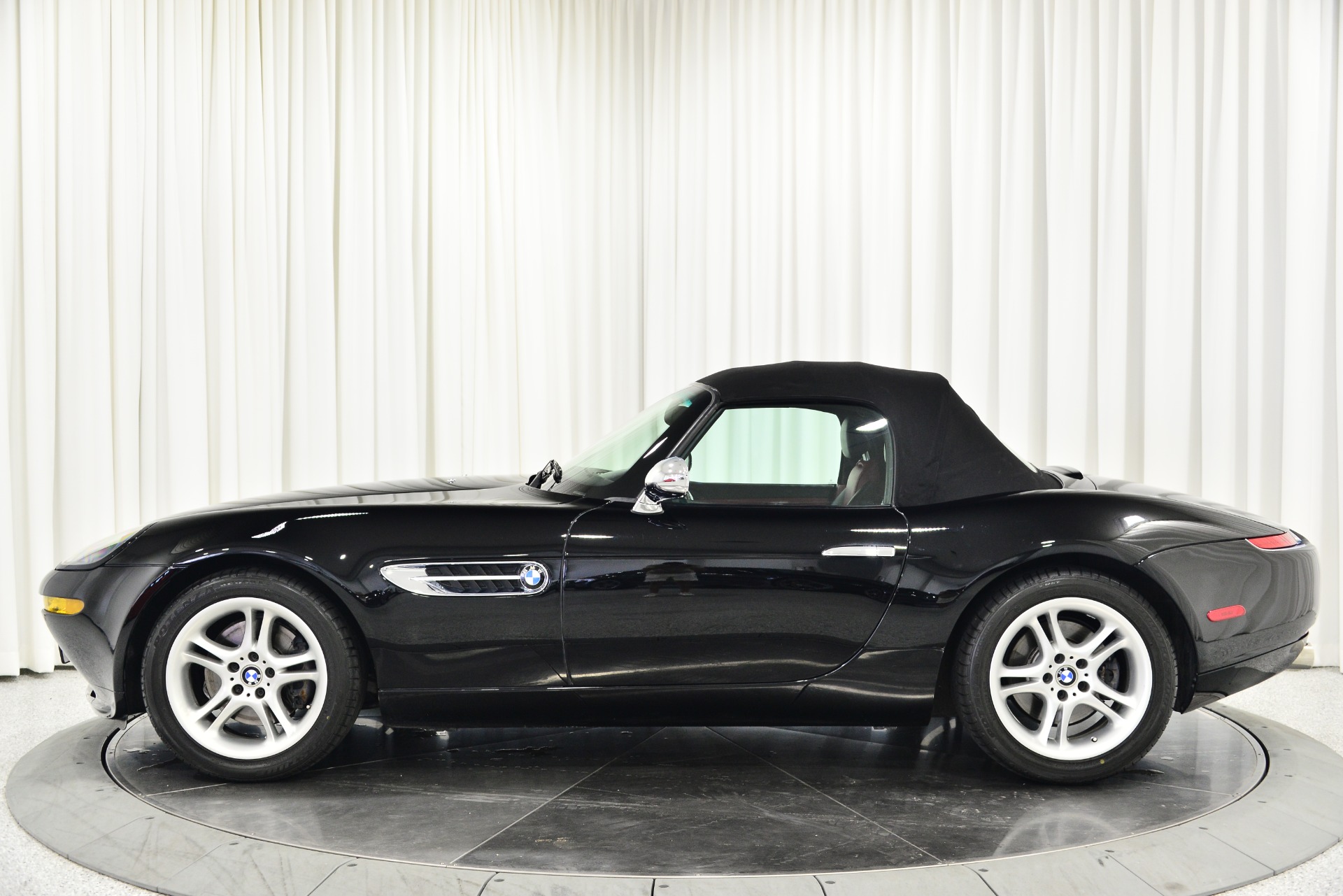 Used 2001 BMW Z8 in Jet Black For Sale (Sold) | Marshall