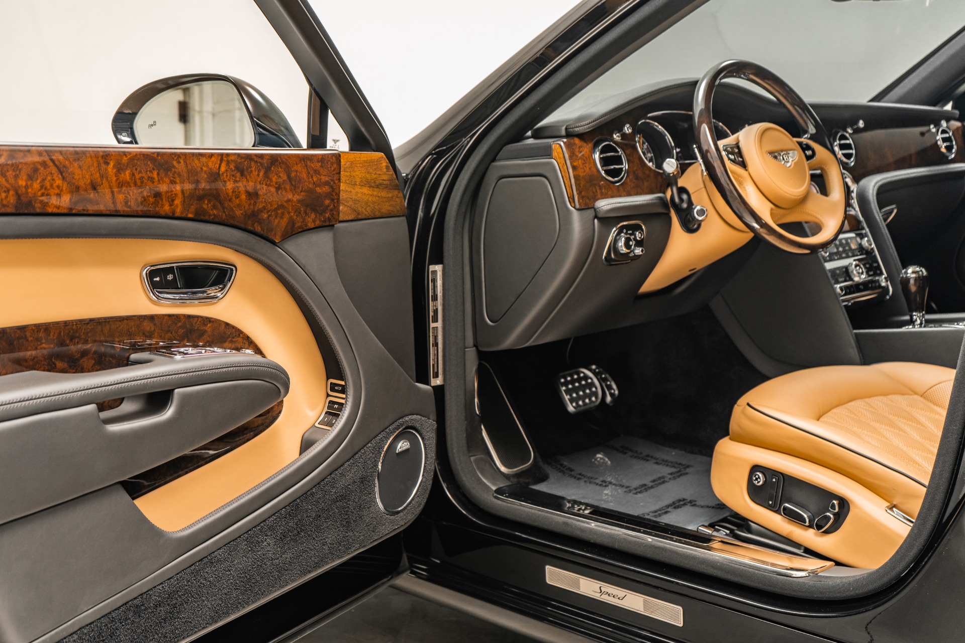 2019 Bentley Mulsanne Speed Interior Photos | CarBuzz