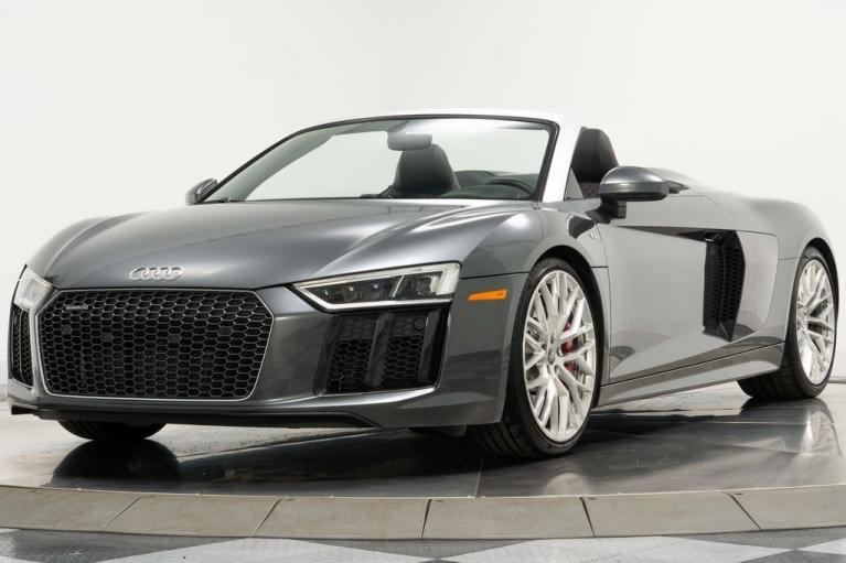 Used 2017 Audi R8 V10 Spyder in Daytona Gray Pearl For Sale (Sold