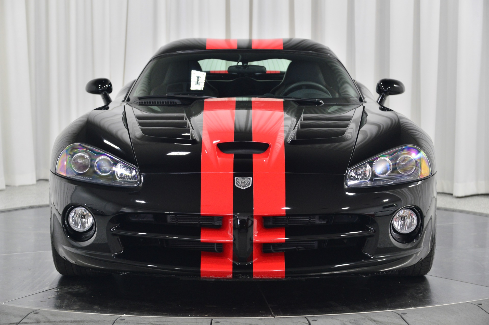 Used 2008 Dodge Viper SRT-10 in Viper Black Clear Coat For Sale