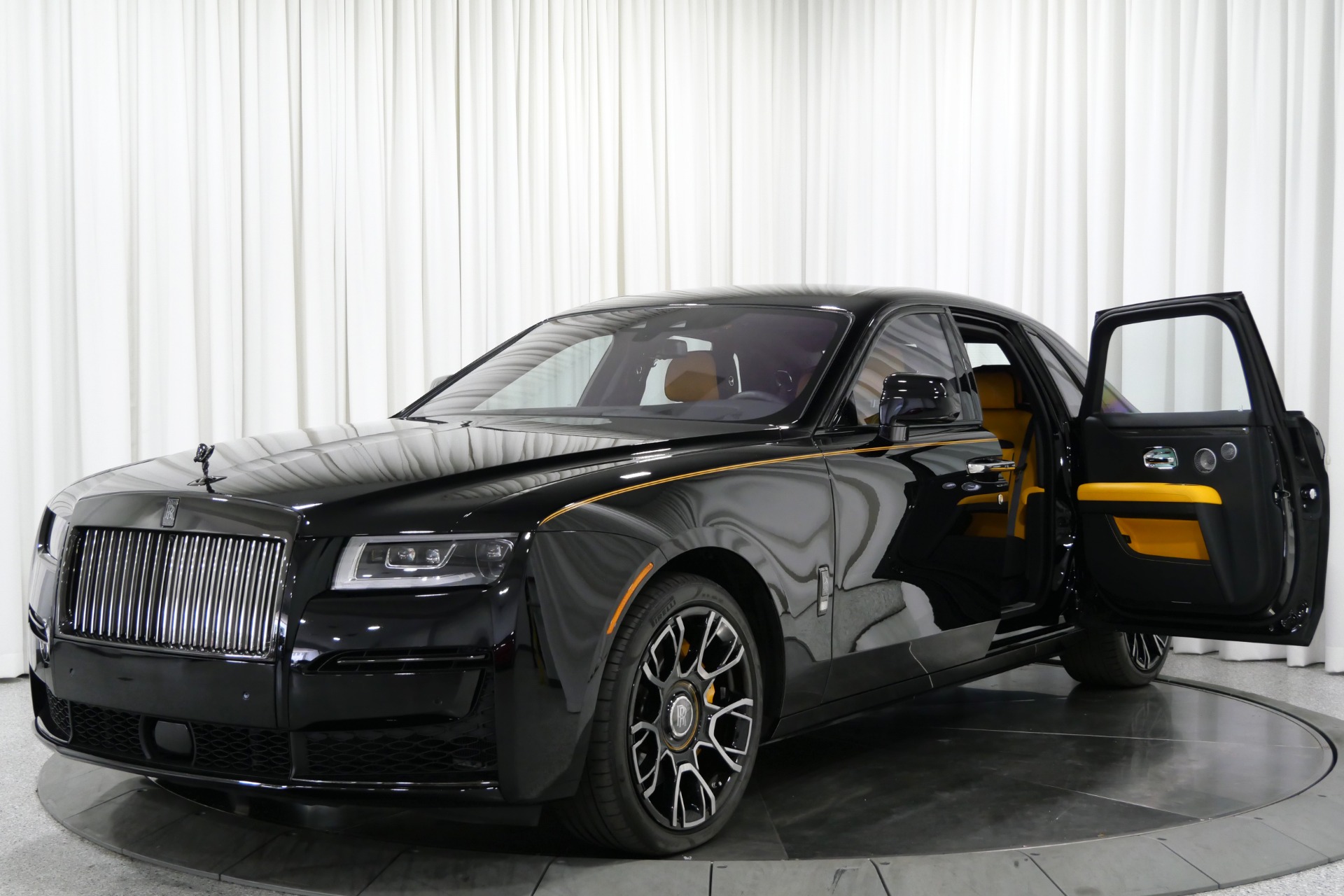 Used 2022 Rolls-Royce Ghost Black Badge in Black For Sale (Sold