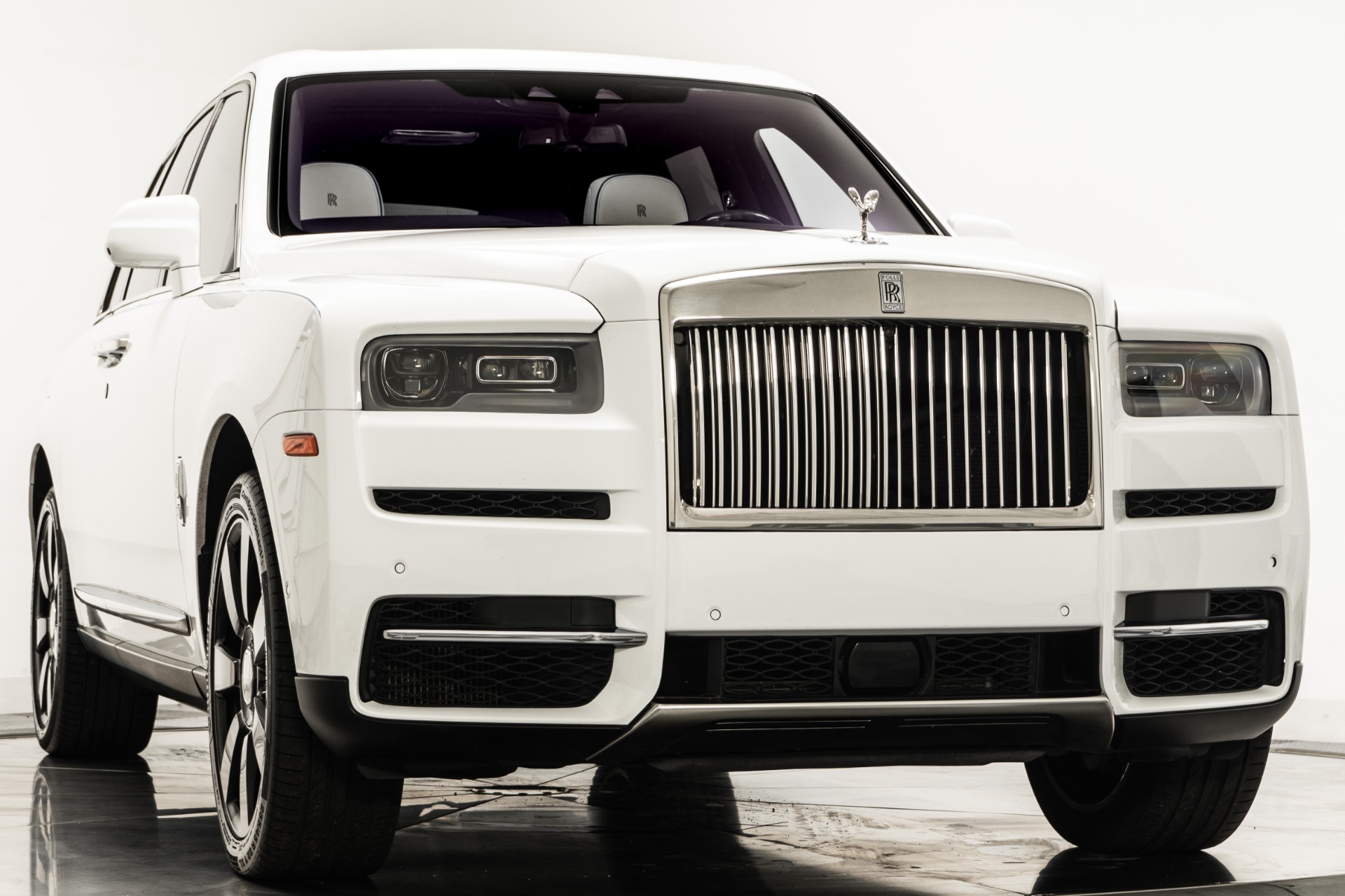 Used 2020 Rolls-Royce Cullinan in Arctic White For Sale