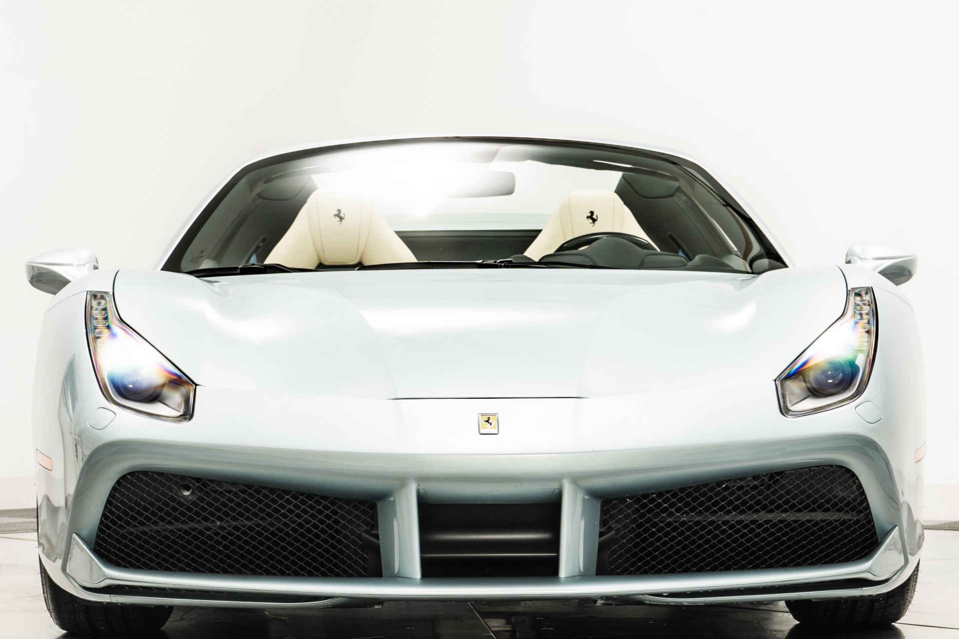 Used 2019 Ferrari 488 Spider in Grigio Alloy For Sale (Sold