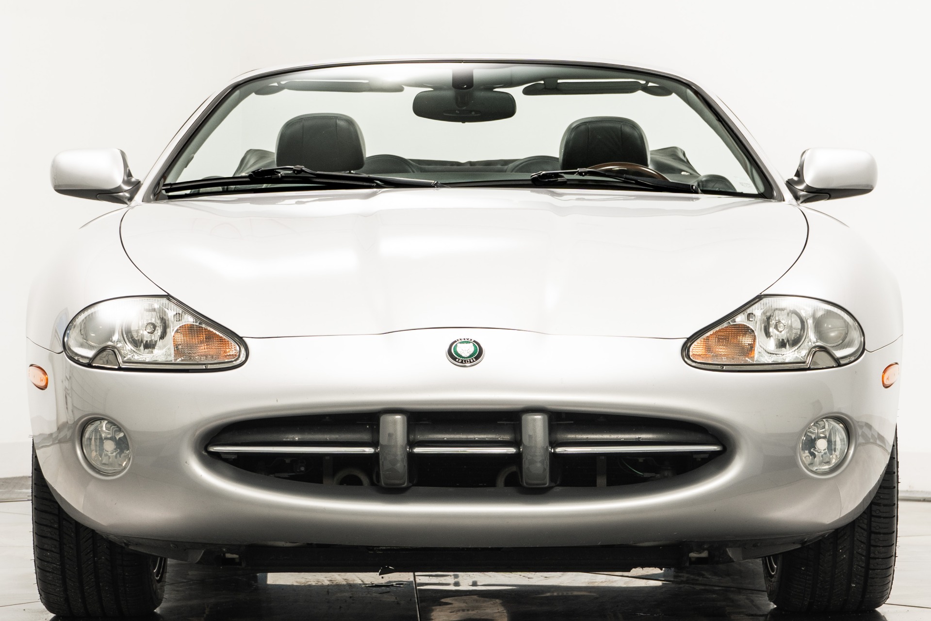 Used 2002 Jaguar XK8 Convertible in Titanium For Sale (Sold
