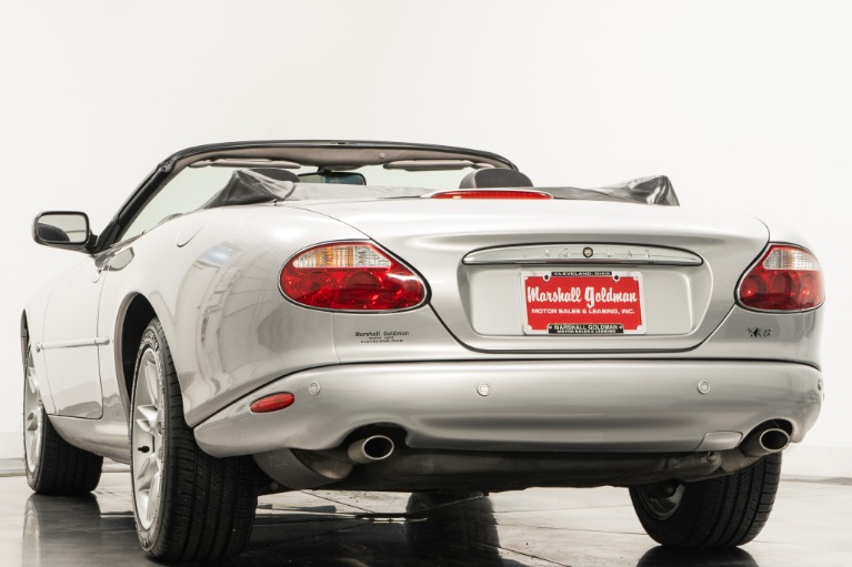 小物 Karl327 Bonhams Cars : 1998 Jaguar XK8 Convertible Chassis no