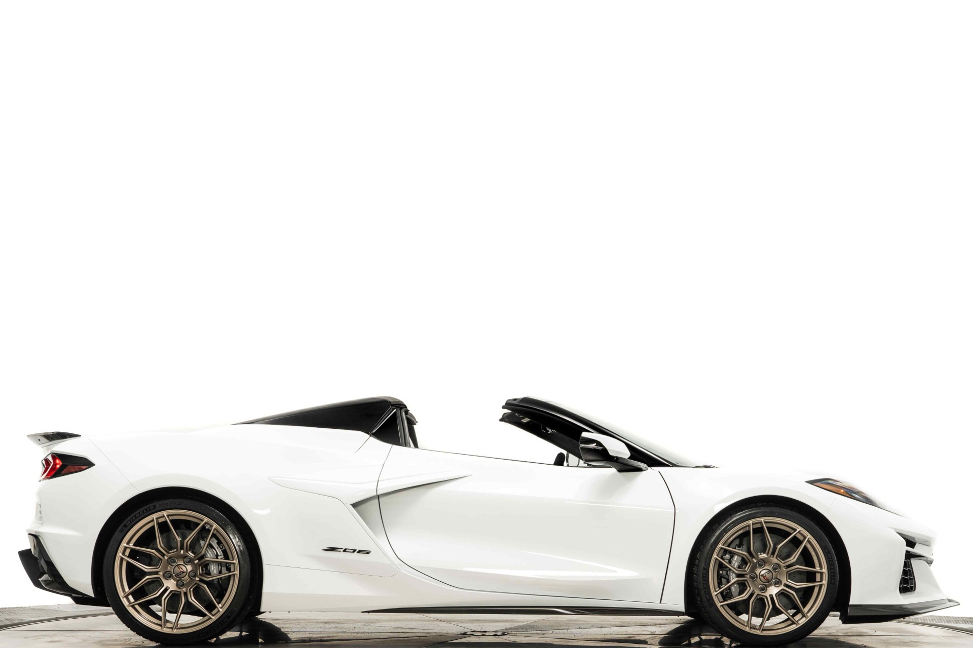 Used 2024 Chevrolet Corvette Z06 Convertible 3LZ -Two-Tone