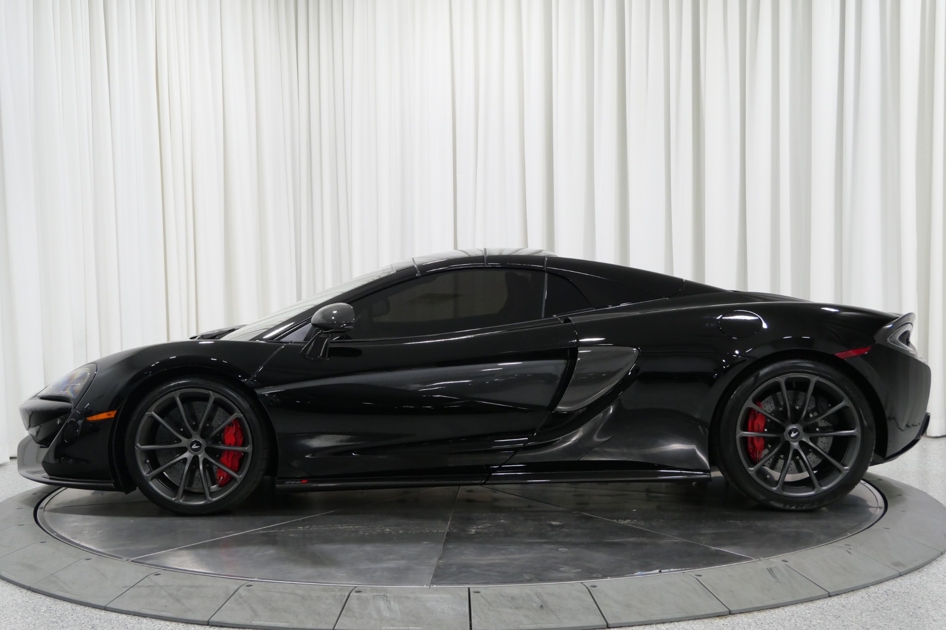 Used 2020 McLaren 570S Spider in Onyx Black For Sale (Sold