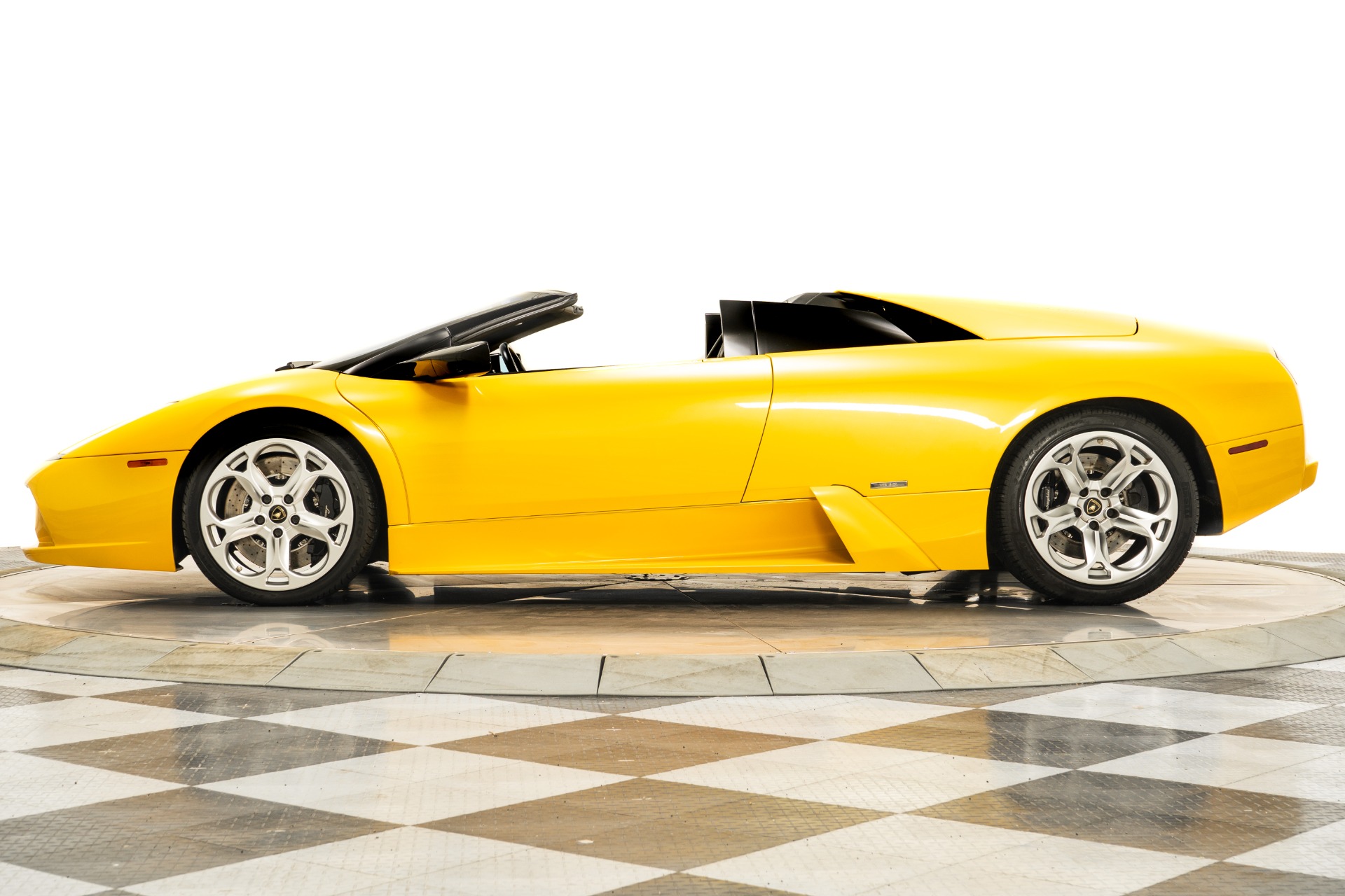 Used 2005 Lamborghini Murcielago Roadster in Giallo Orion For Sale