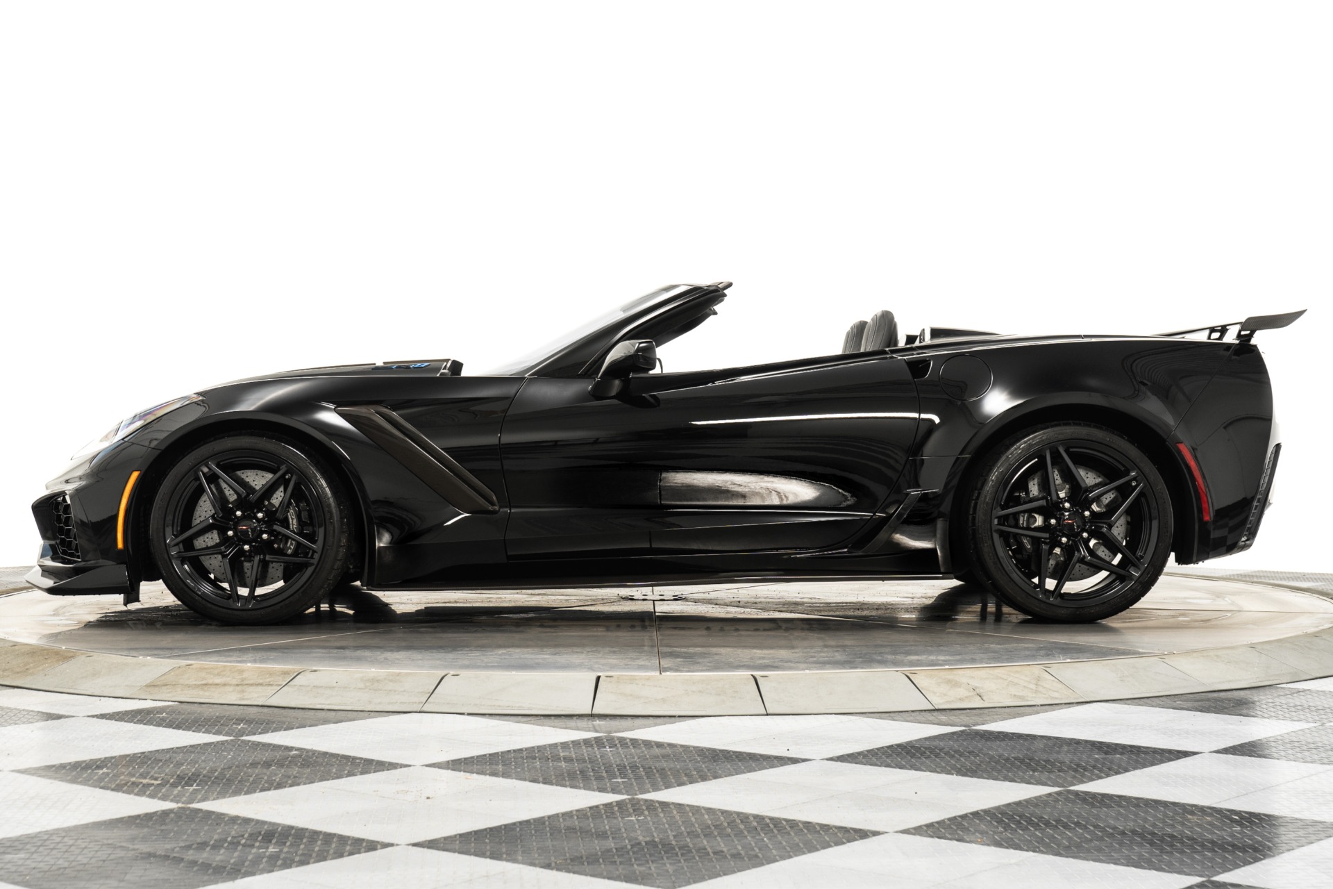 Used 2019 Chevrolet Corvette ZR1 3ZR Convertible in Black For Sale