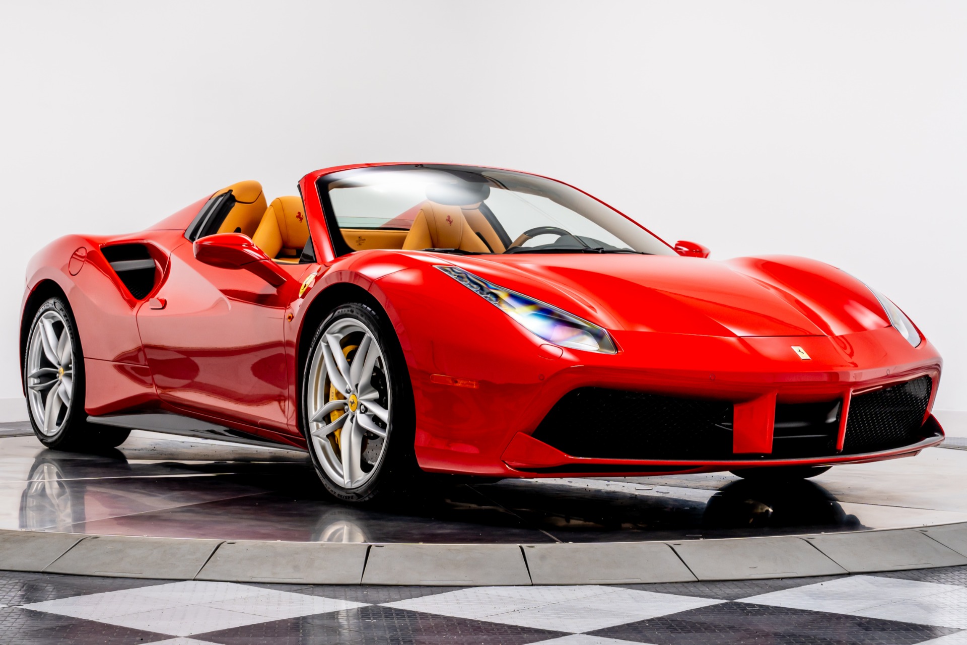 Used-2018-Ferrari-488-Spider-