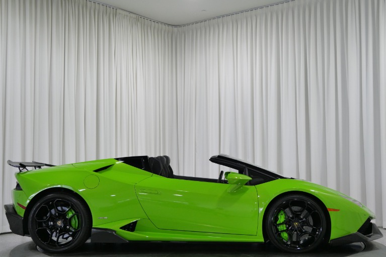 Used 2019 Lamborghini Huracan LP 640-4 Performante Spyder