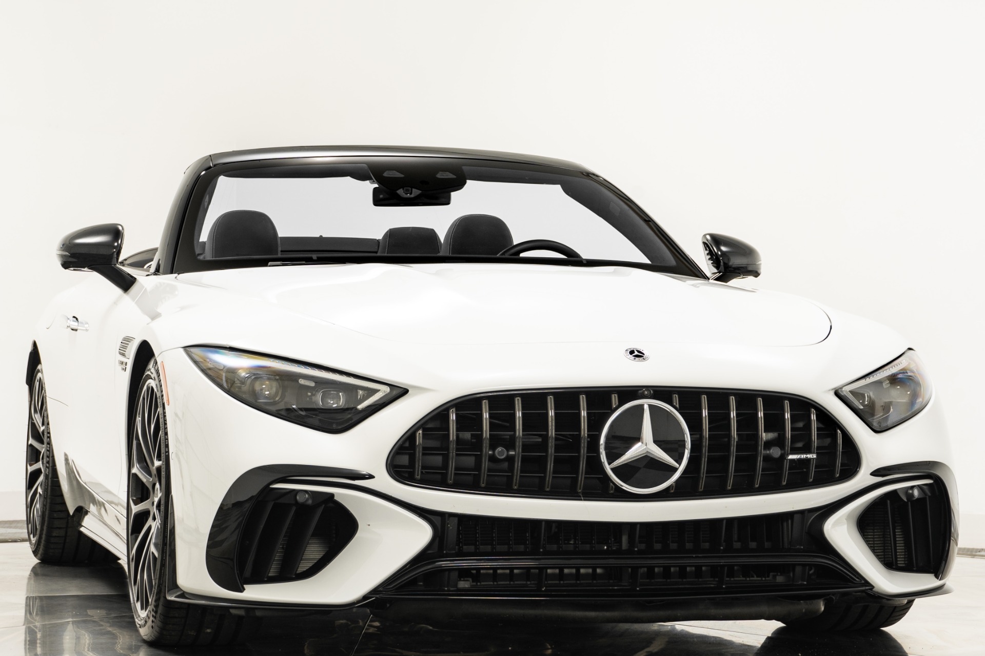 Used 2022 Mercedes-Benz SL63 AMG in MANUFAKTUR Moonlight White