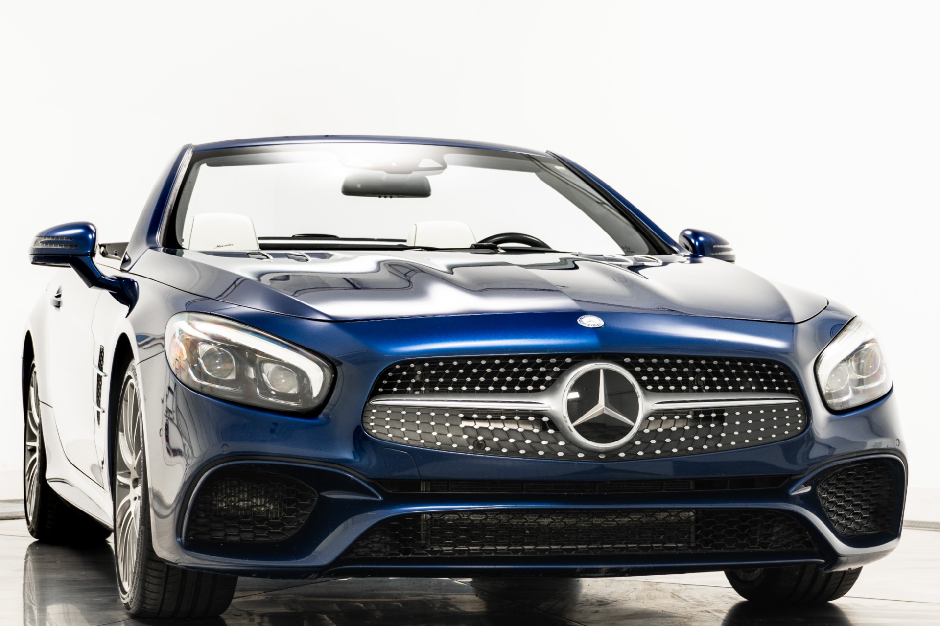 Used 2017 Mercedes-Benz SL 550 in Brilliant Blue Metallic For Sale