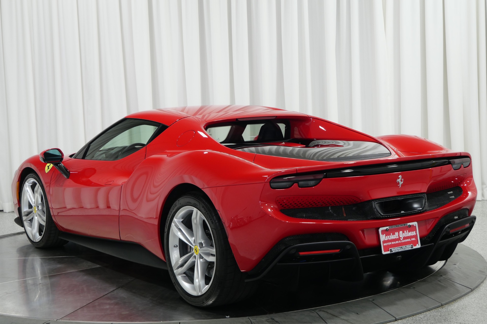 saraiページ Certified Pre-Owned 2023 Ferrari 296 GTB 2D Coupe in Lake