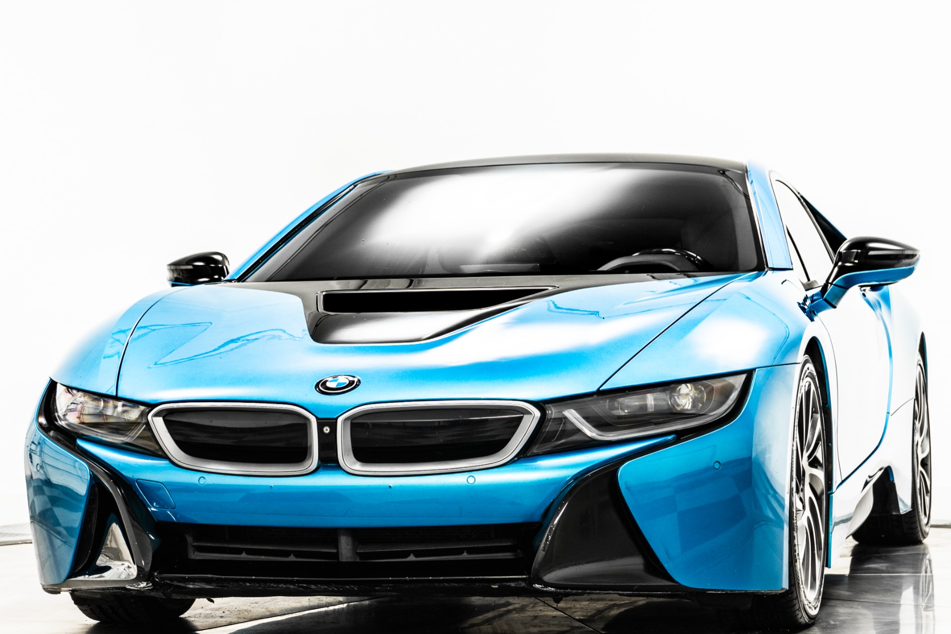 Used 2015 BMW i8 in Protonic Blue Metallic w/ Frozen Grey Accent
