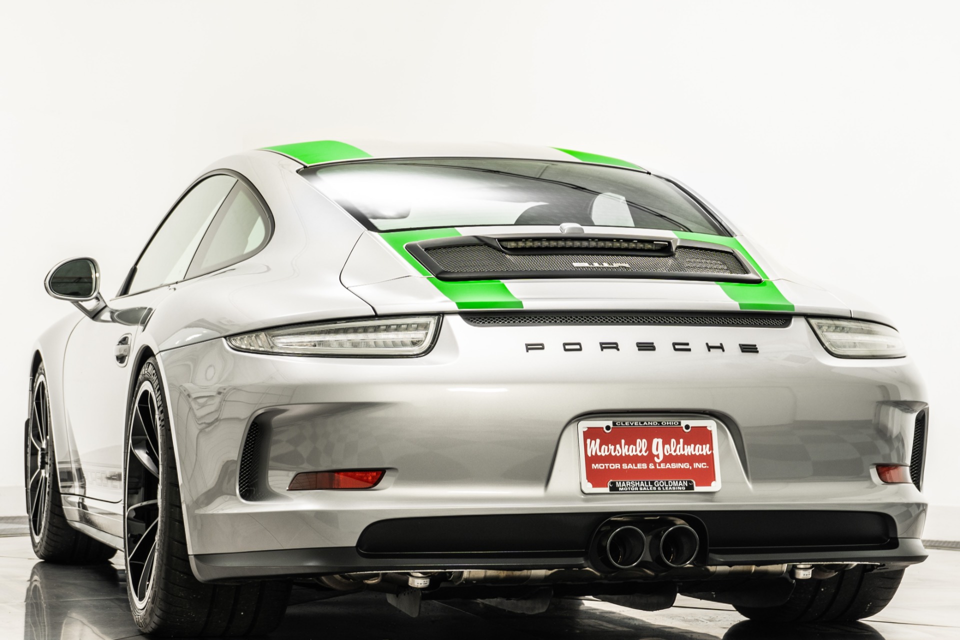 Used 2016 Porsche 911 R in GT Silver Metallic For Sale (Sold