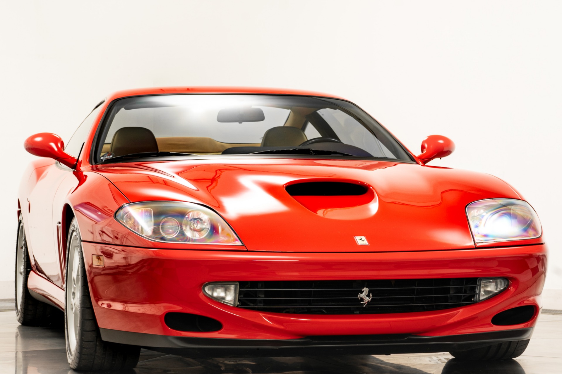 Used 1998 Ferrari 550 Maranello in Rosso Corsa For Sale (Sold