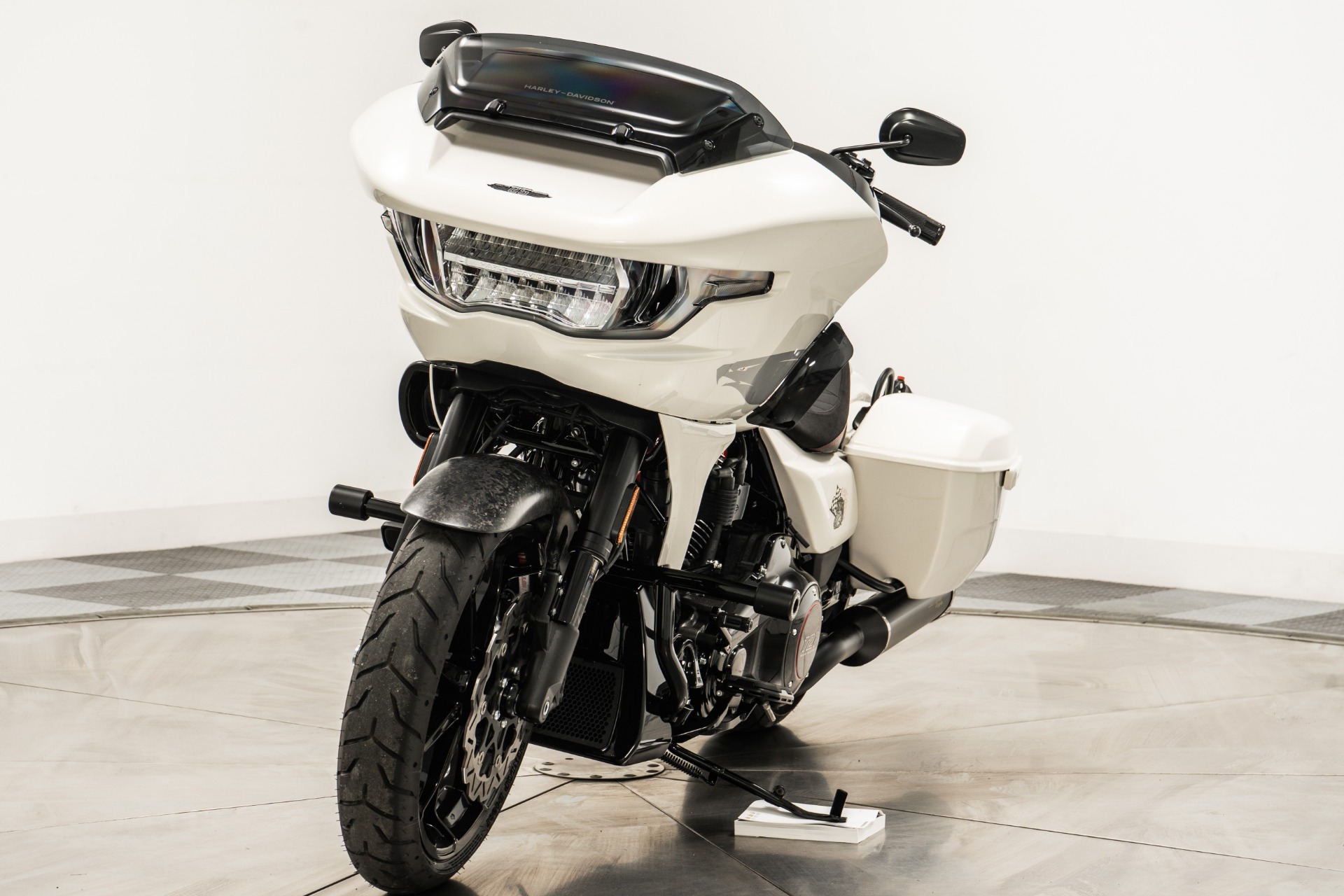 Used 2024 Harley-Davidson CVO Road Glide ST in Golden White Pearl