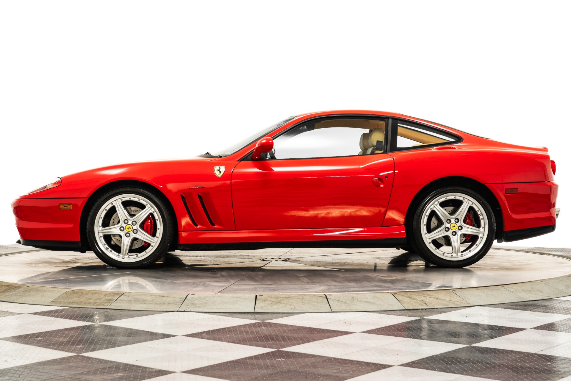 Used 2005 Ferrari 575M Maranello in Rosso Corsa For Sale (Sold