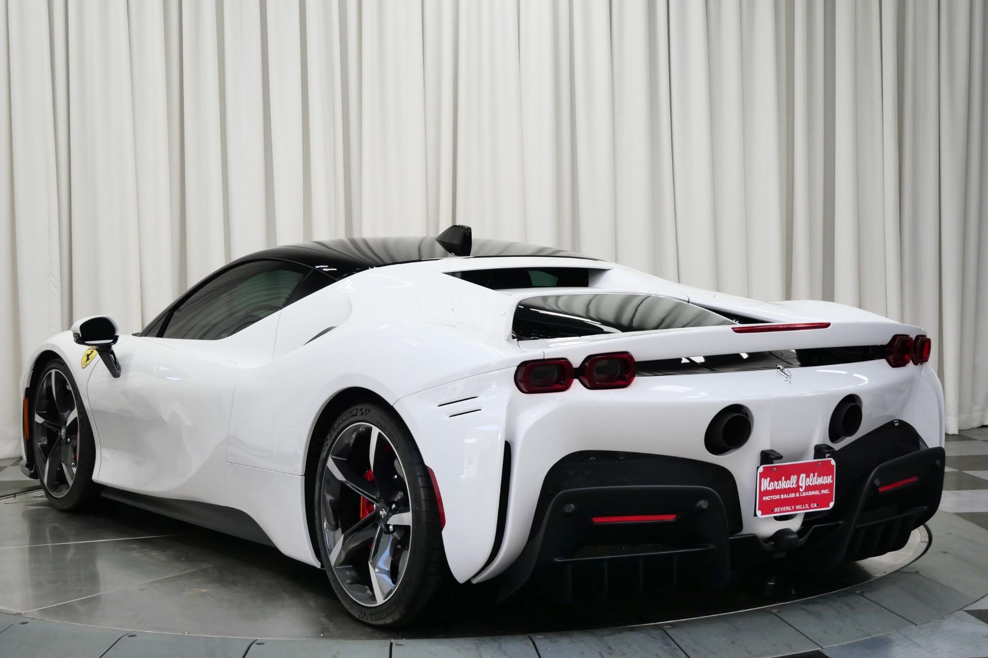 Used 2022 Ferrari SF90 Stradale in Bianco Servino For Sale (Sold