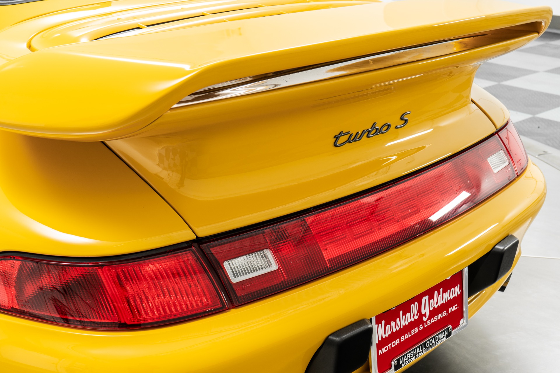MAXICHAMPS Porsche 911 Turbo Yellow 1990 564 | eBay