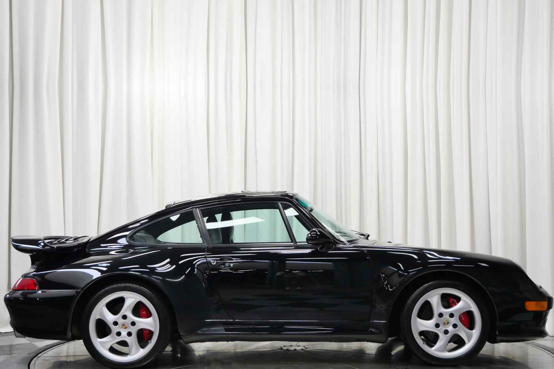 Used 1997 Porsche 911 Carrera 4S Aerokit in Black For Sale (Sold