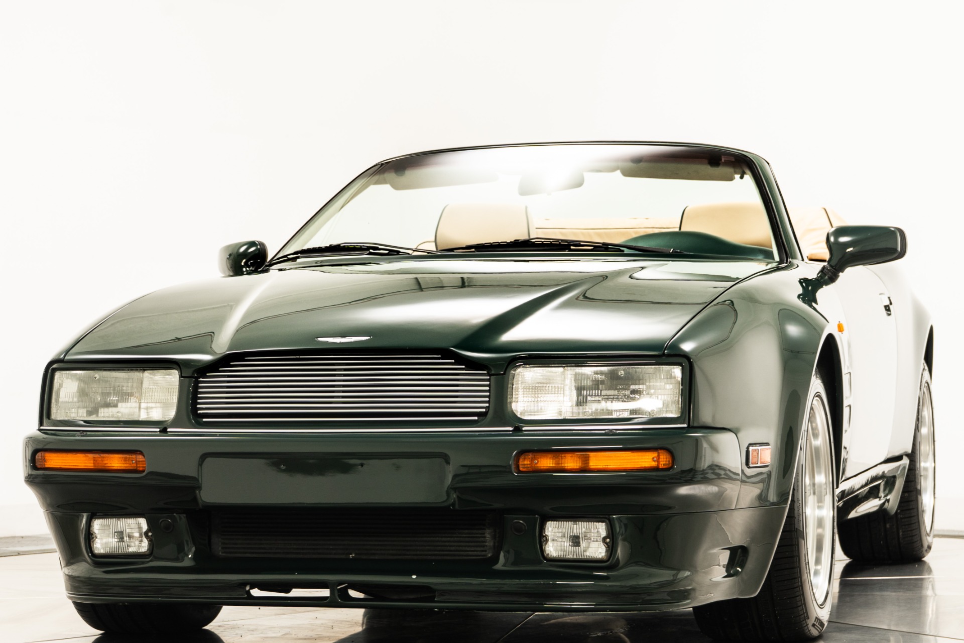 1993 Aston Martin Virage photo 4