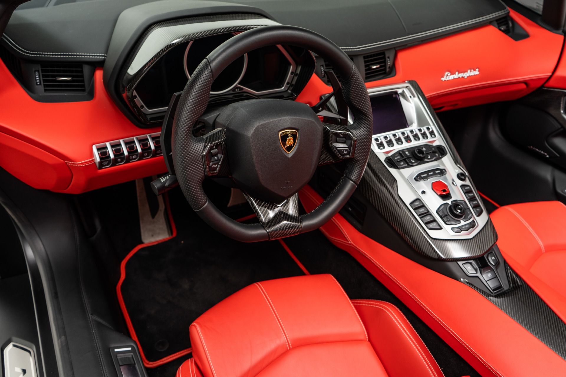 Lamborghini Aventador Dragon Edition Interior