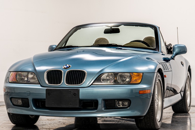 Used 1996 BMW Z3 -5 Speed Manual, Leather Upholstery, Metallic