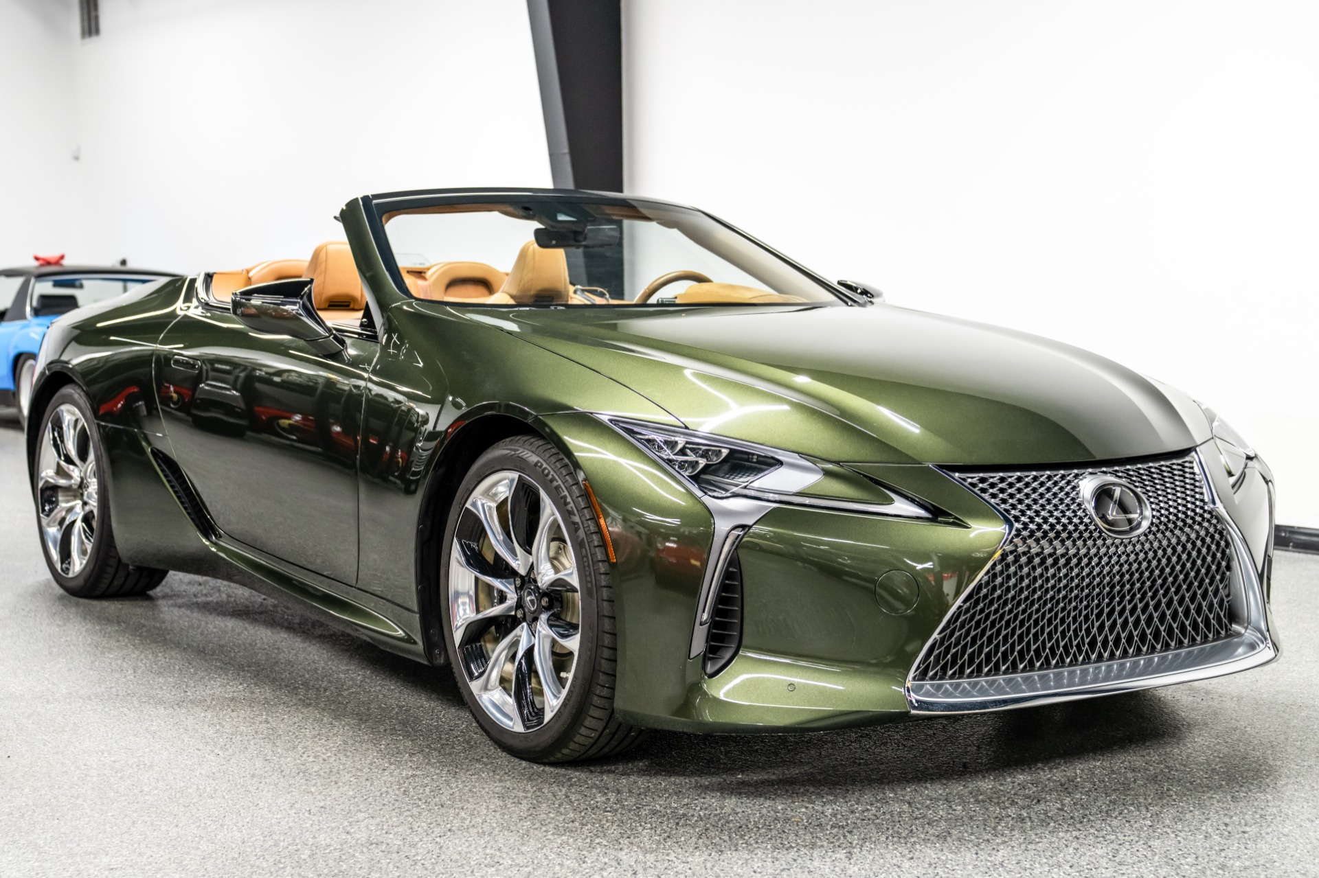 Used 2023 Lexus LC 500 Convertible in Nori Green Pearl For Sale