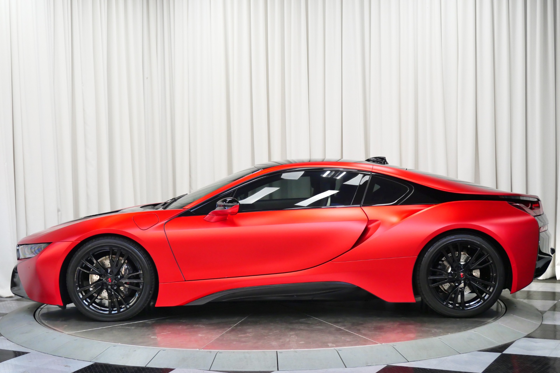 Used 2015 BMW i8 Pure Impulse in Sophisto Grey Metallic w/ Frozen