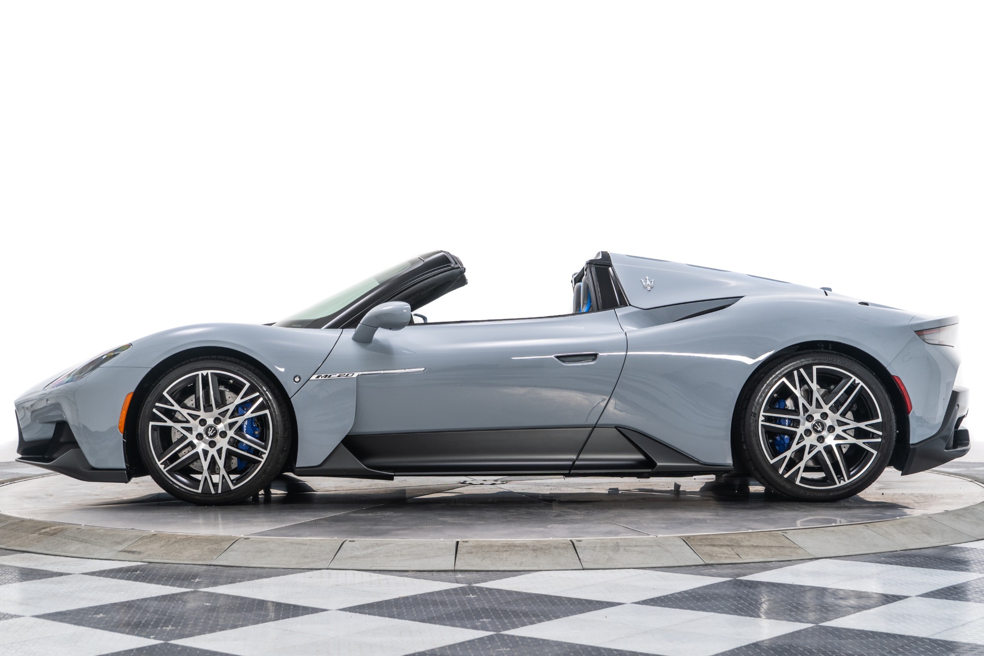 Used 2024 Maserati MC20 Cielo -Carbon Fiber Interior Pack, Low