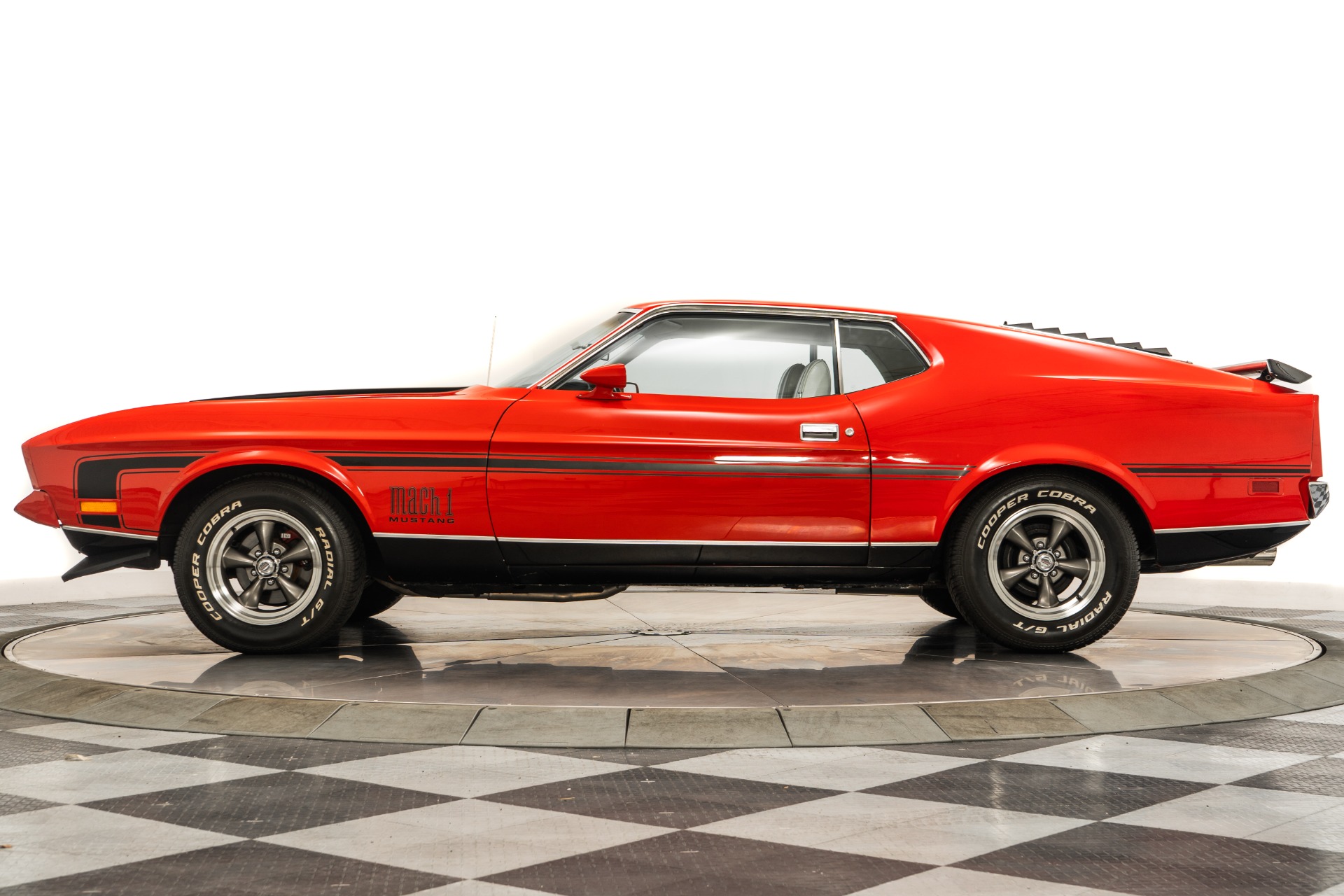 Used 1971 Ford Mustang Mach 1 in Bright Red For Sale (Sold