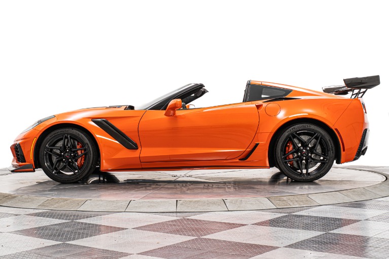AKIRA ☆ Salute サルート☆C75 豪華上下セット　オレンジ Used 2019 Chevrolet Corvette ZR1 3ZR ZTK Coupe Sebring Orange Pkg