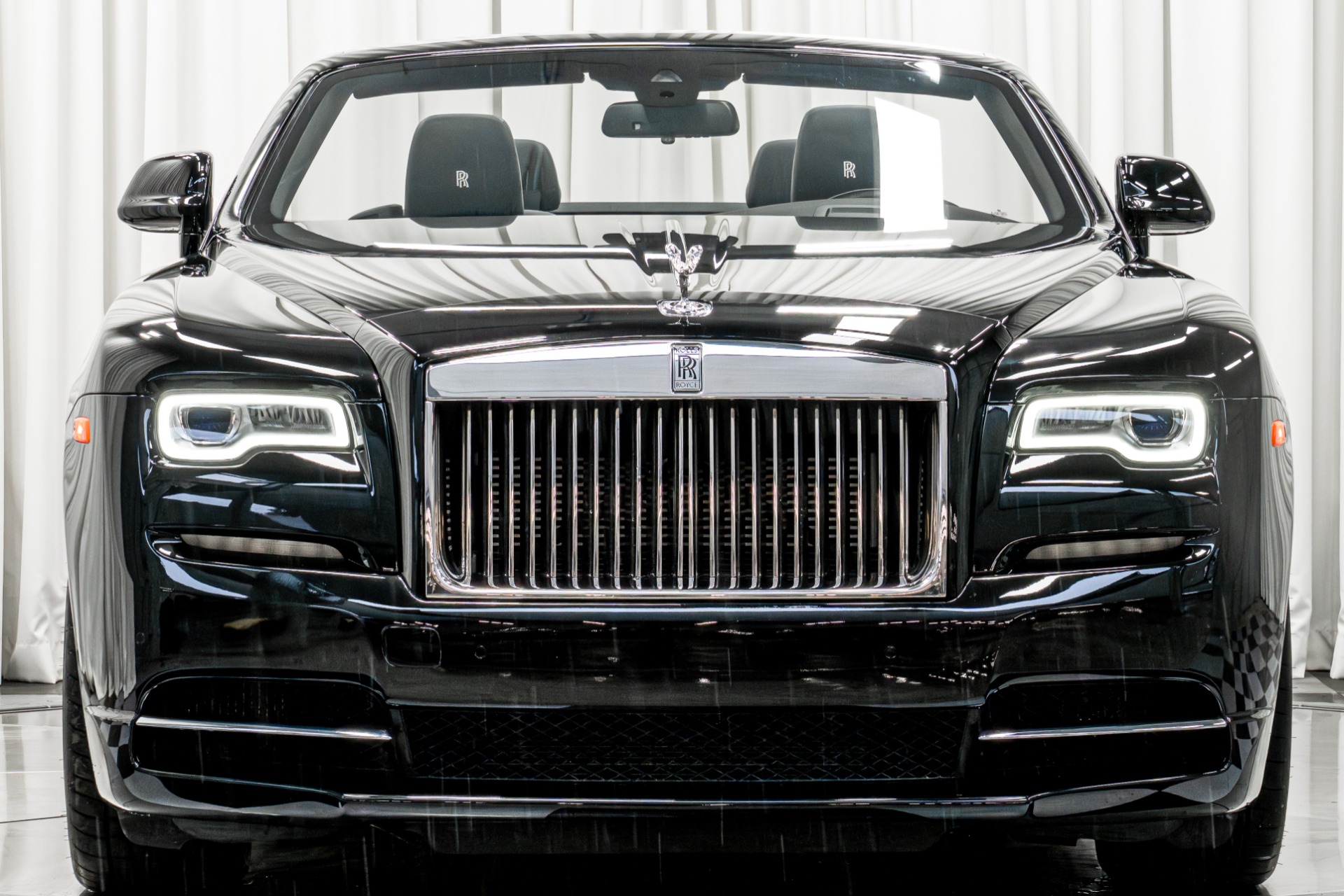 2017 Rolls Royce Dawn RR6 photo 3