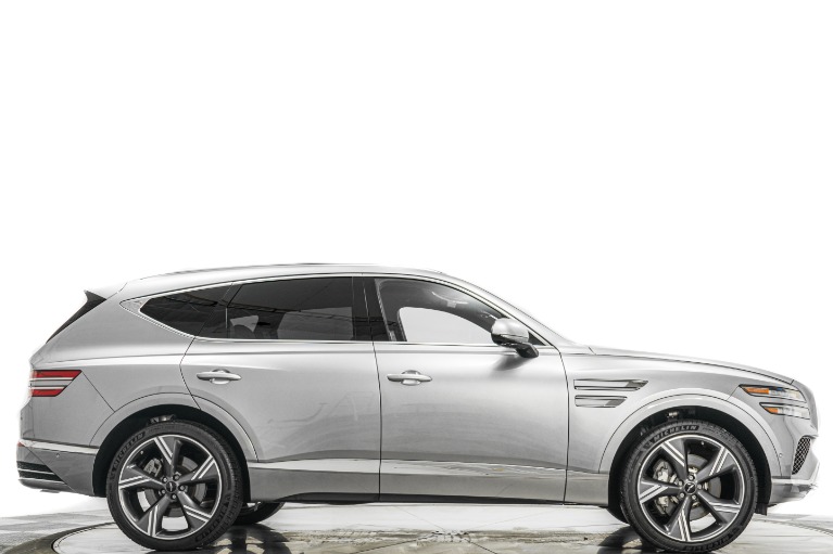 Used 2025 Genesis GV80 3.5T Prestige -Twin Turbo V6, Two-Tone