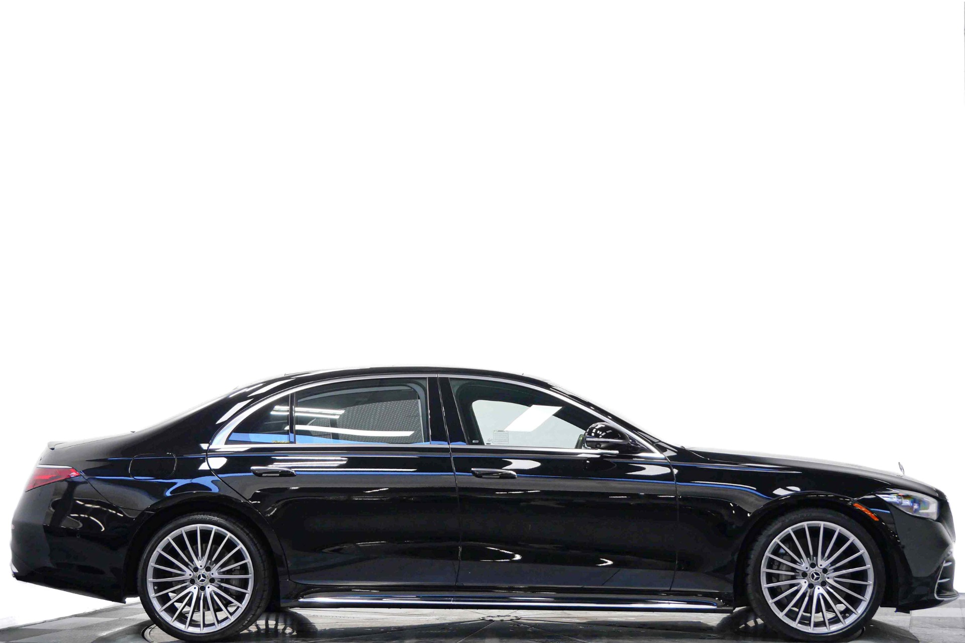 Used 2022 Mercedes-Benz S 580 4MATIC -AMG Line, Warmth and Comfort