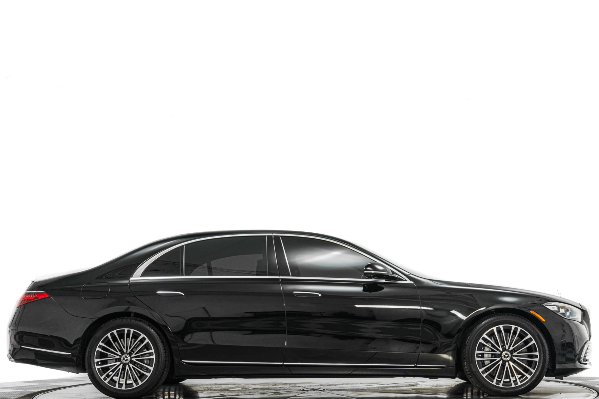 Used 2025 Mercedes-Benz S 580 E 4MATIC -AMG Line Package, Low