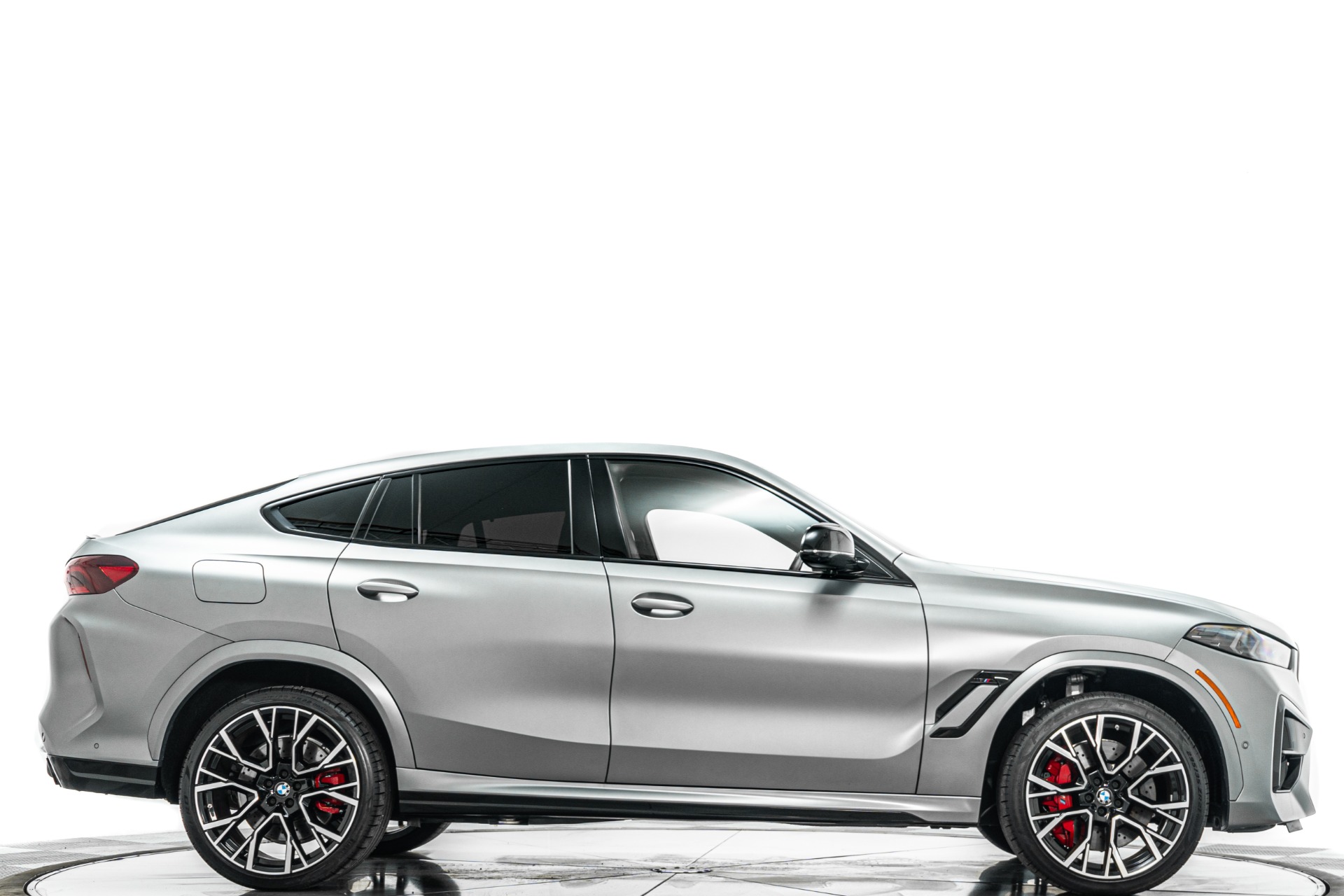 Used 2025 BMW X6 M Competition -Executive Package, Driving 